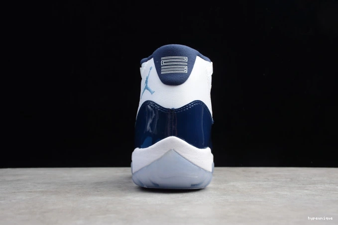 HYPE Air 11 Navy Jordan Retro Midnight 378037-123 0821